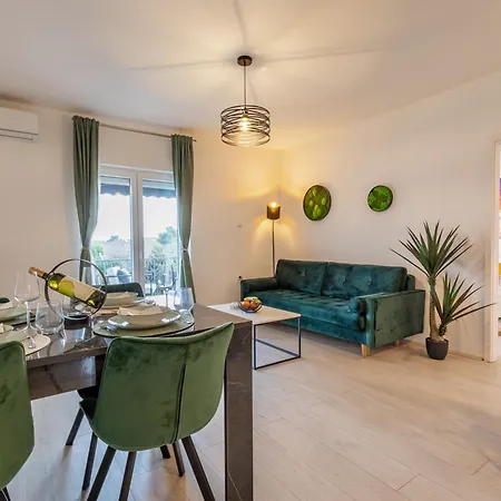 Apartament All's Kingdom *